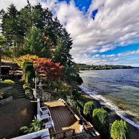 Walkon Waterfront Castle Cove Inn Chemainus Exteriör bild