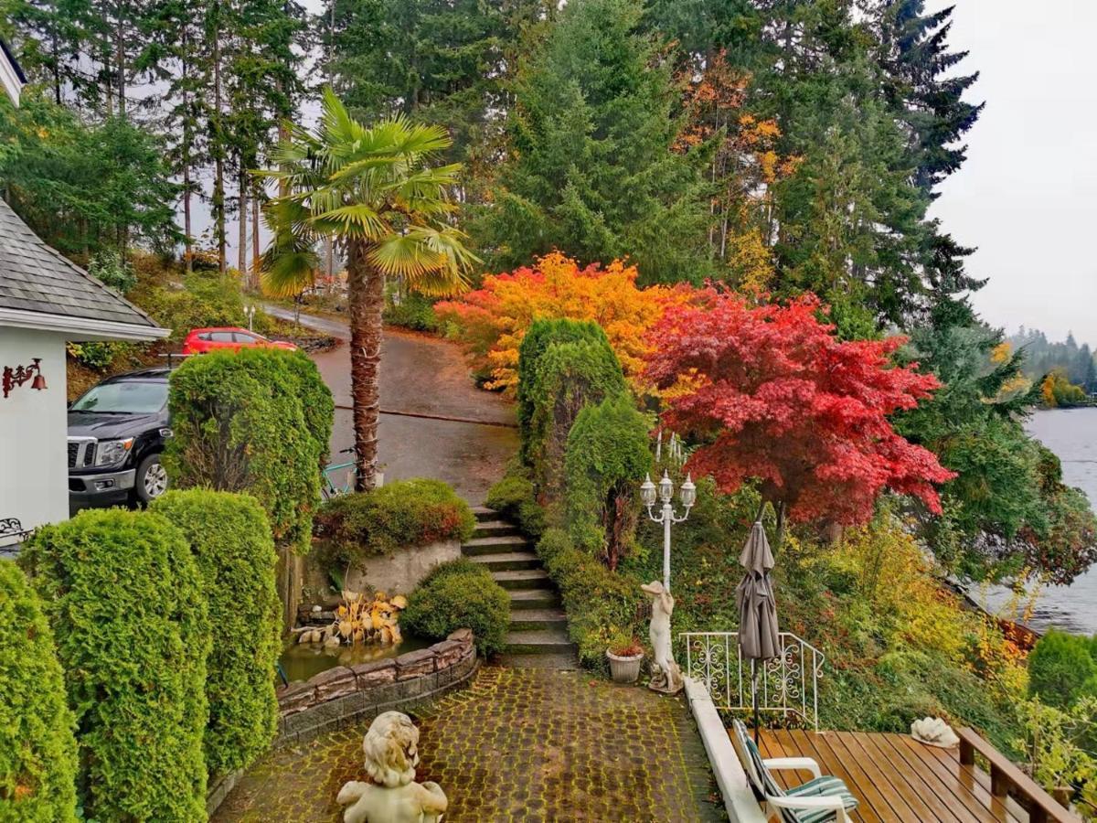 Walkon Waterfront Castle Cove Inn Chemainus Exteriör bild